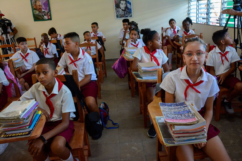 mantiene-su-vitalidad-curso-escolar-en-holguin