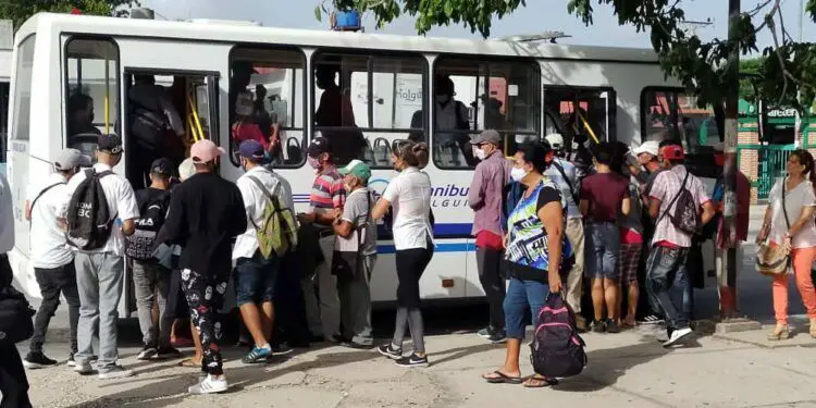 la-habana-solo-cuenta-con-300-omnibus-para-el-transporte-publico