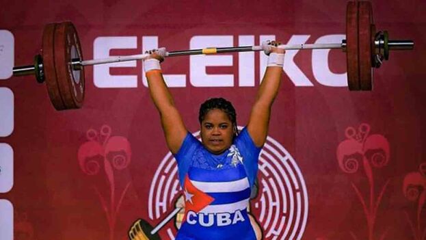 while-cuba-blamed-the-united-states-for-the-escapes,-weightlifter-elizabeth-reyes-had-already-fled