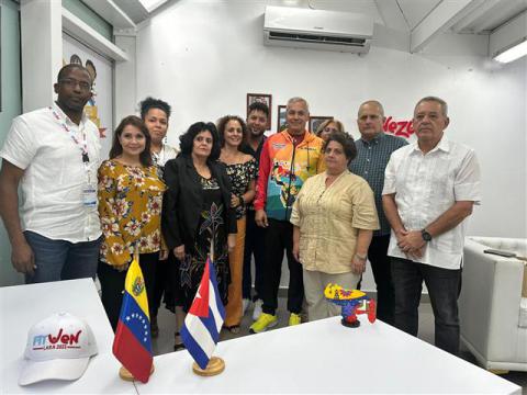 cuba-and-venezuela-sign-tourism-cooperation-accords