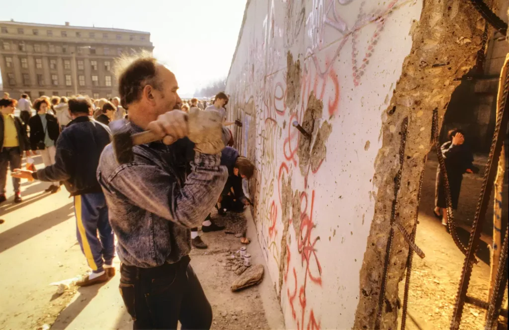 the-wall-came-down-34-years-ago-despite-fear-and-loathing 