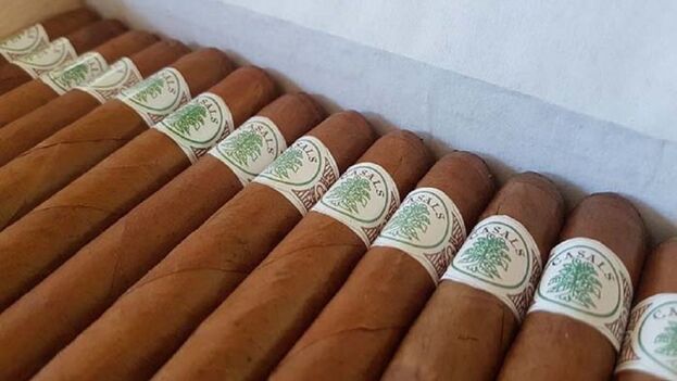 luxury-cigars-for-the-world’s-princes,-‘peso’-tobacco-for-cuban-beggars