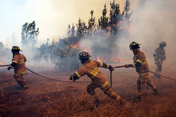 incendios-forestales-destruyen-mas-de-3-400-hectareas-en-chile