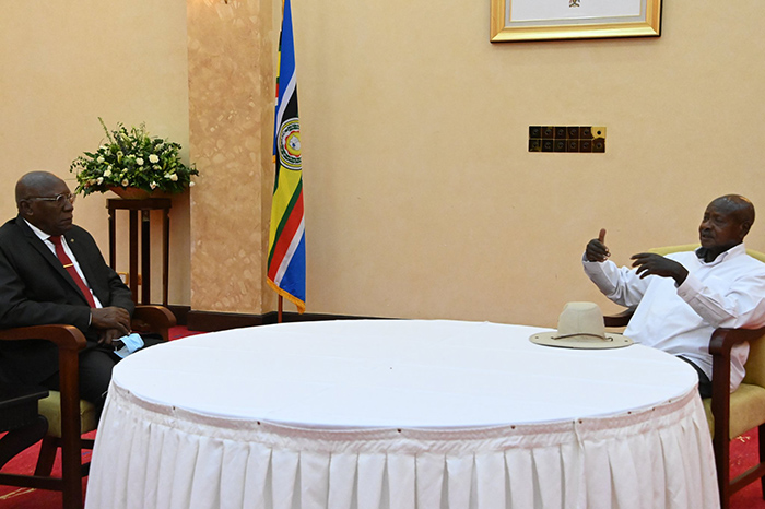 cuban-vp-talks-with-president-of-uganda
