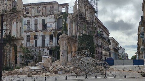havana-building-collapses-are-great-news-for-scavengers