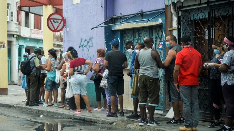 cada-vez-es-mas-dificil-alimentar-a-la-familia,-se-quejan-cubanos-(video)