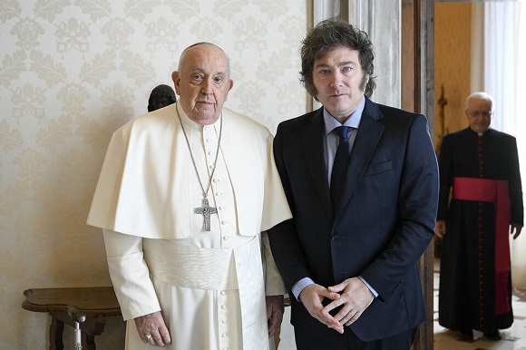 papa-francisco-y-milei-se-reunieron-en-el-vaticano:-crisis-economica-y-conflictos-internacionales-en-la-agenda