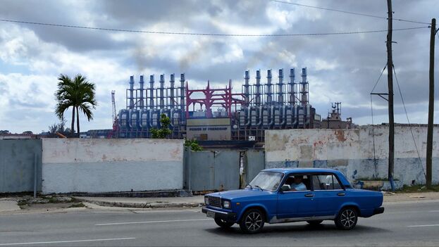 despite-having-enough-oil,-cuba-registers-a-record-electricity-deficit-this-tuesday