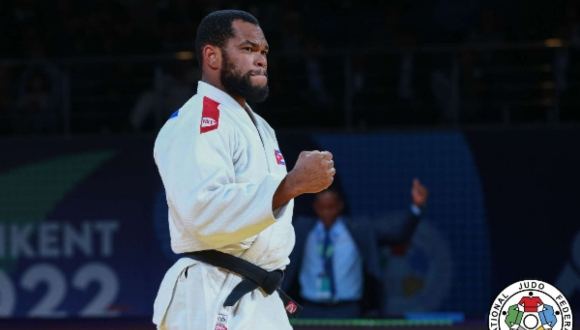 judocas-cubanos-prosiguen-su-ruta-hacia-paris-2024