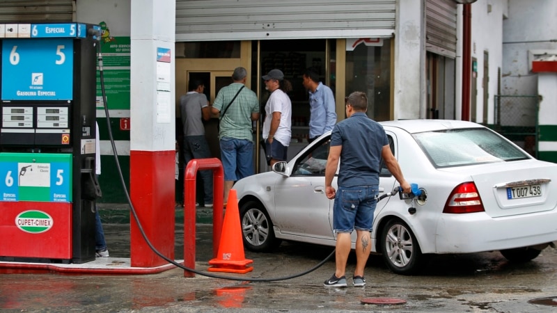 “lo-paga-la-gente”:-cubanos-reaccionan-a-la-subida-de-los-precios-del-combustible-y-la-electricidad