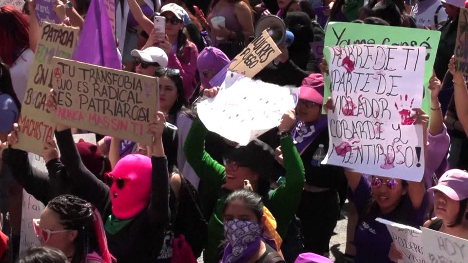 180,000-protest-in-mexico-city-against-femicide-on-international-women’s-day