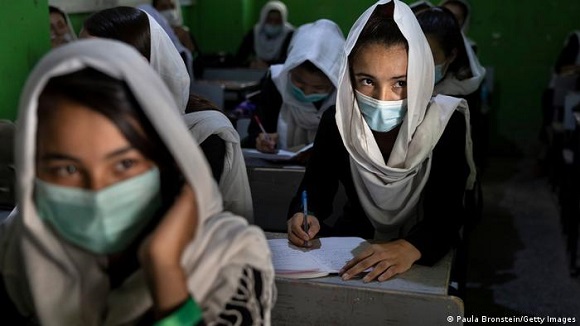 unesco:-el-75%-de-las-ninas-en-afganistan-se-ven-privadas-de-educacion