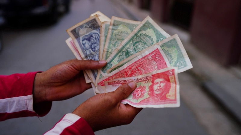 el-peso-cubano-se-depreciara-entre-un-5%-y-un-9%-cada-mes,-pronostica-economista-(video)