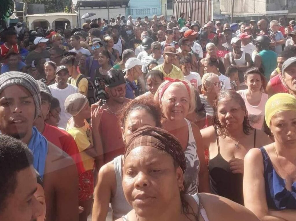 protestas-en-calles-de-santiago-de-cuba-y-bayamo