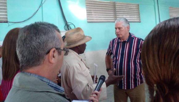 diaz-canel-tours-productive-entities-in-municipality-of-easternmost-province