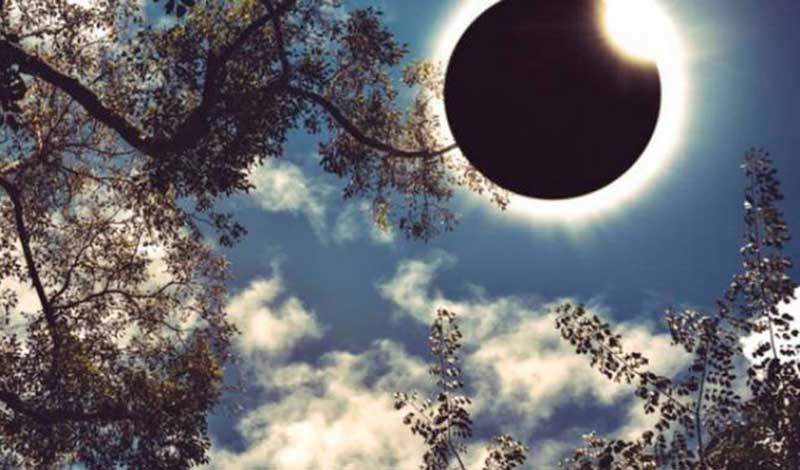 presenciado-en-holguin-eclipse-solar