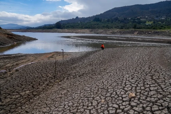 sequia-en-bogota-impone-racionamiento-de-agua-por-primera-vez-en-decadas