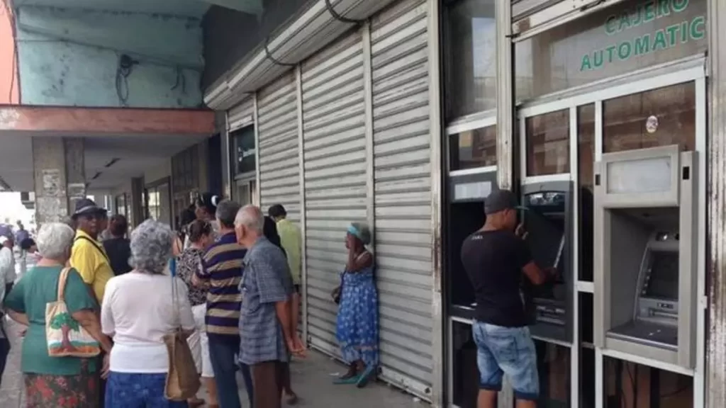 ‘bancarizacion’-–-banking-reform-–-has-not-reached-the-level-desired-by-the-cuban-regime