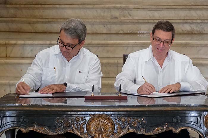 cuban-foreign-affairs-and-higher-education-ministries-sign-mou-to-strengthen-collaboration