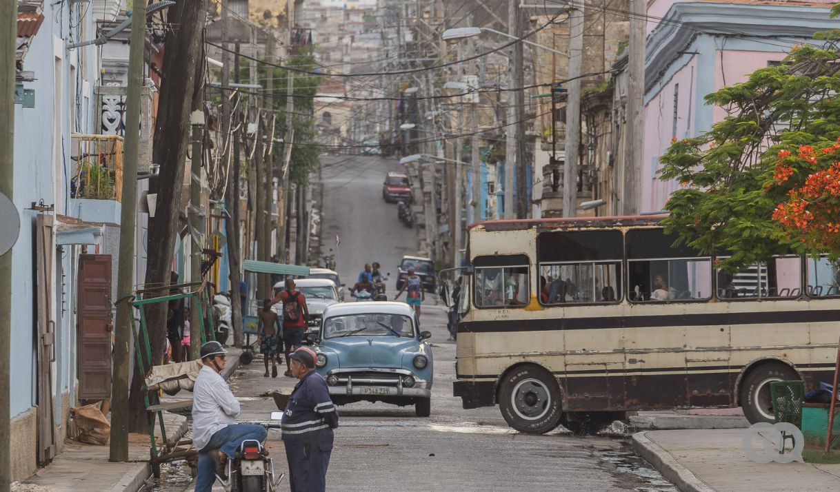 como-el-gobierno-cubano-lucra-con-la-importacion-de-autos