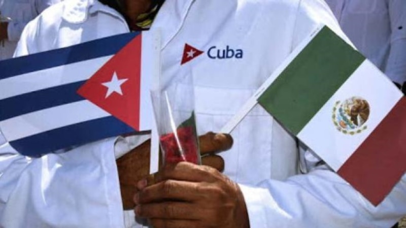 mas-de-un-centenar-de-medicos-cubanos-llega-a-mexico-tras-polemica-por-despidos-masivos-en-ese-pais