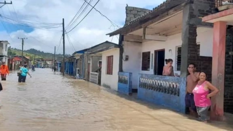 intensas-lluvias-provocan-inundaciones-en-baracoa-(videos)