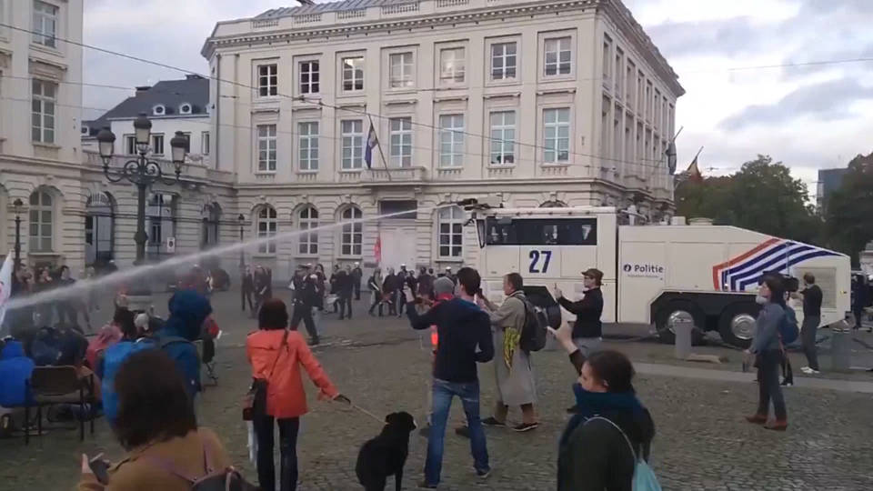 belgian-police-arrest-132-climate-activists-during-act-of-peaceful-civil-disobedience