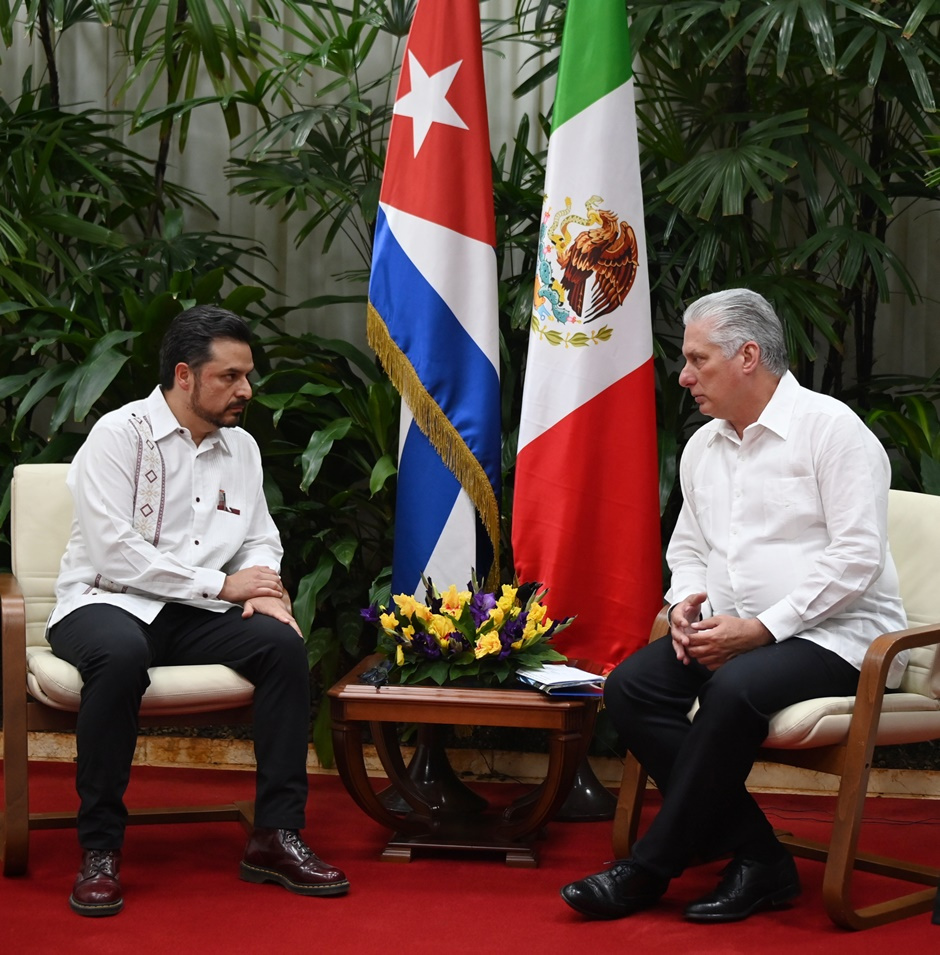 mexico-accelerates-its-import-of-cuban-doctors-to-reach-the-‘goal’-of-1,200