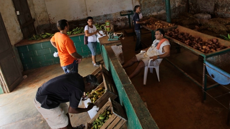 gobierno-topa-precios-de-algunos-alimentos-en-cienfuegos-para-frenar-descontento-popular