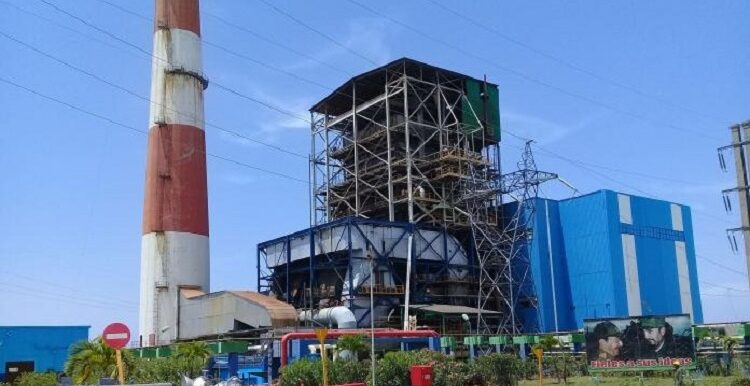 la-termoelectrica-guiteras-sale-del-sistema-por-causa-de-un-salidero