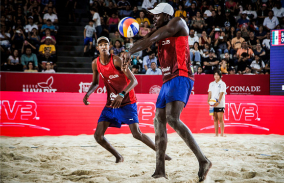 voleibol-de-playa:-diaz-y-alayo-a-la-gran-final-de-challenge-de-polonia