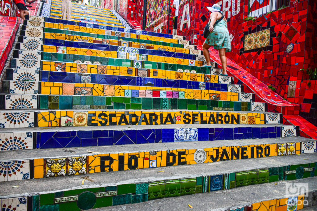 selaron-en-su-escalera