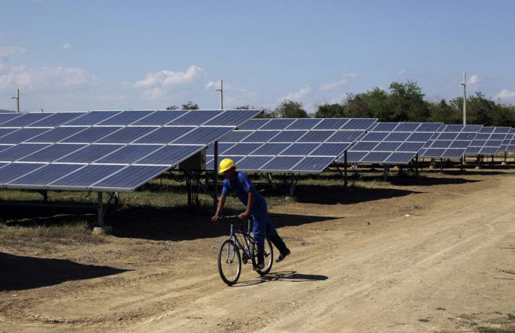 solar-parks-in-cuba-are-promised-despite-the-collapse-of-renewable-energies-in-2023