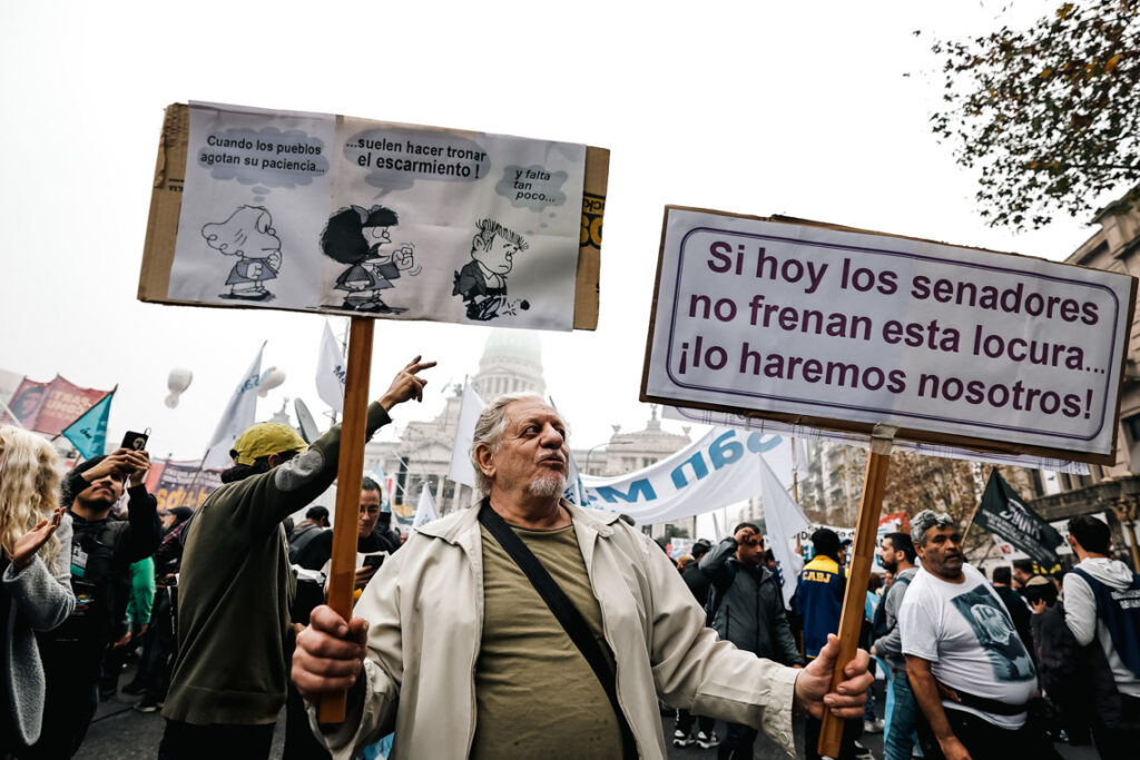 senado-argentino-aprueba-paquete-legislativo-de-milei-en-una-jornada-turbulenta
