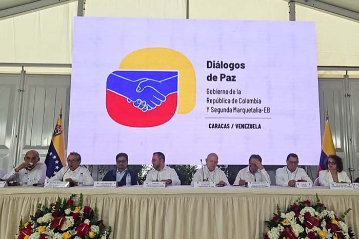 cuba-welcomes-installation-of-colombia’s-peace-talks-table