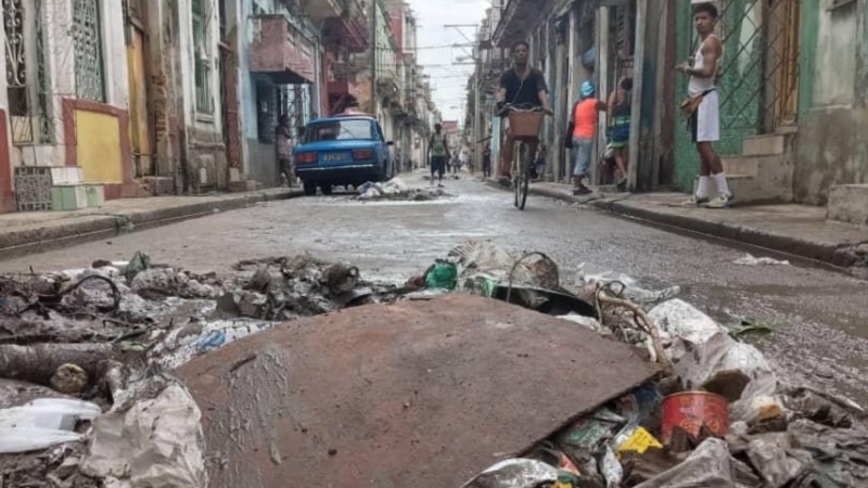“ha-sido-horrible”,-testimonios-de-cubanos-tras-las-inundaciones-en-la-habana