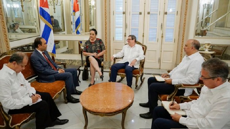 cuban-foreign-minister-welcomes-cambodian-diplomat