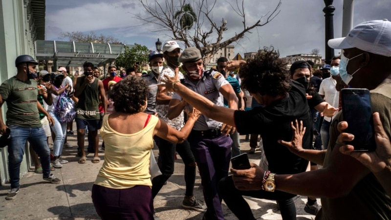 casi-700-manifestantes-siguen-presos-en-cuba-a-3-anos-de-las-protestas-del-11-de-julio