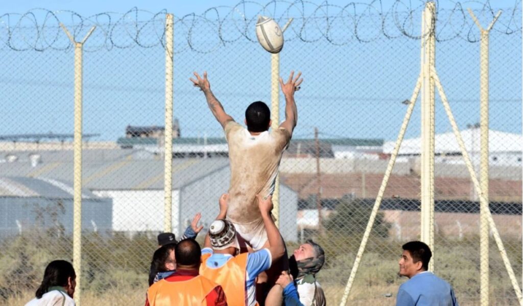 rugby-en-la-carcel:-la-practica-deportiva-crea-segundas-oportunidades-en-una-prision-argentina