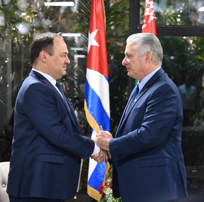 presidente-cubano-recibe-a-primer-ministro-de-belarus