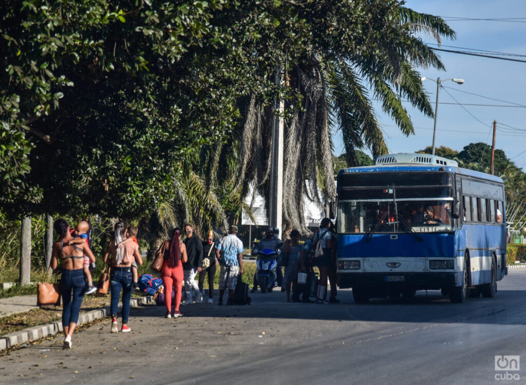 aislados:-la-odisea-del-transporte-en-las-zonas-rurales