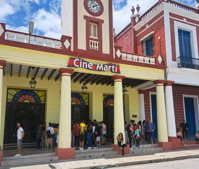 “cine-club-home”-para-el-disfrute-del-publico-holguinero