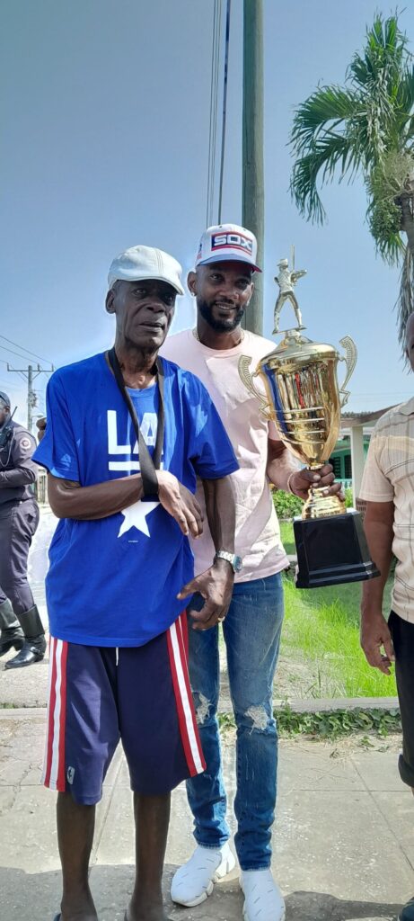 pueblo-pinareno-recibio-a-sus-subcampeones-nacionales