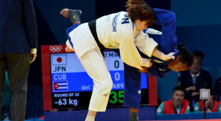 cuban-judoka-maylin-del-toro-fell-in-her-first-bout-at-paris-2024