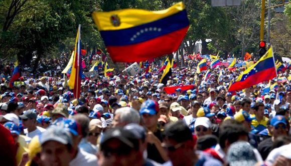 golpismo-comunicacional-contra-venezuela:-tomar-por-la-fuerza-lo-que-no-conquistaron-en-las-urnas