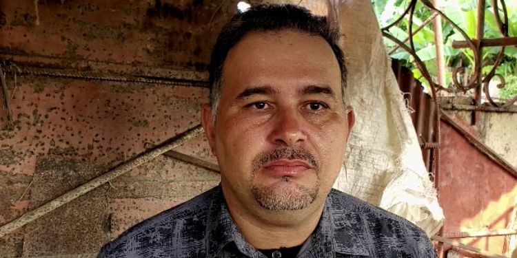 seguridad-del-estado-interroga-a-vladimir-turro,-periodista-de-cubanet