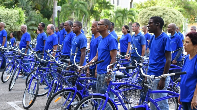 correos-de-cuba-entrega-bicicletas-a-los-carteros,-en-medio-de-criticas-por-mal-servicio