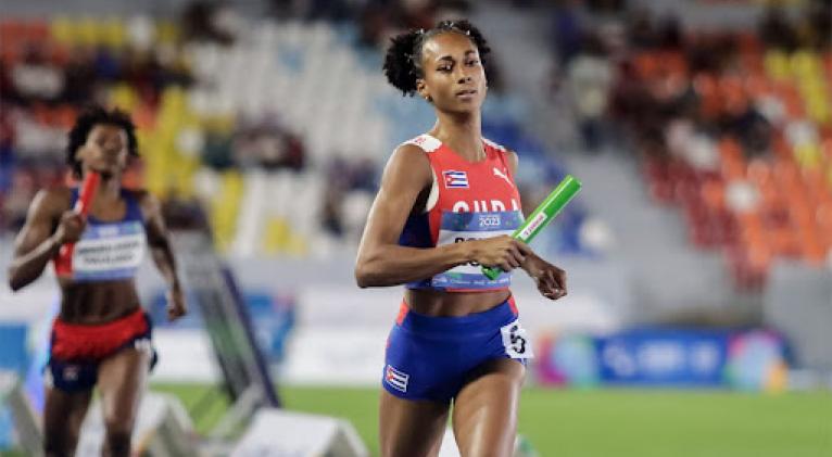 cuban-women’s-4×400-quartet-far-from-final-at-olympic-athletics