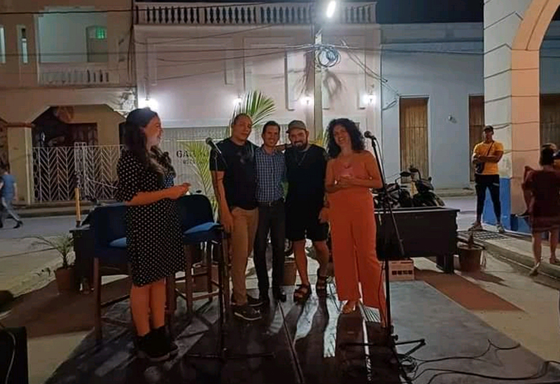 festeja-asociacion-hermanos-saiz-en-holguin-su-aniversario-38