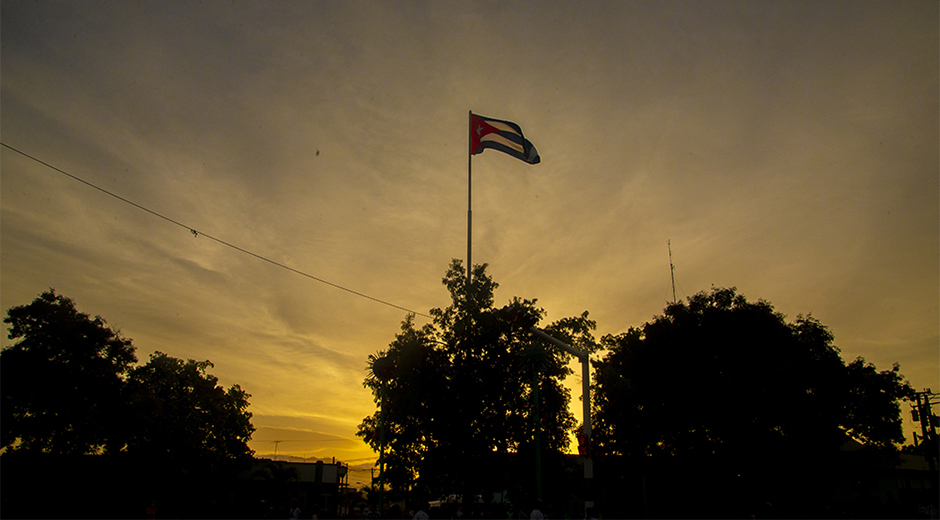 la-“oposicion”-cubana,-fabrica-de-robar-dinero